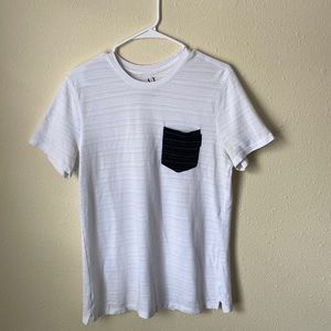 ARMANI EXCHANGE Men’s White Soft Fabric T-Shirt (Medium)